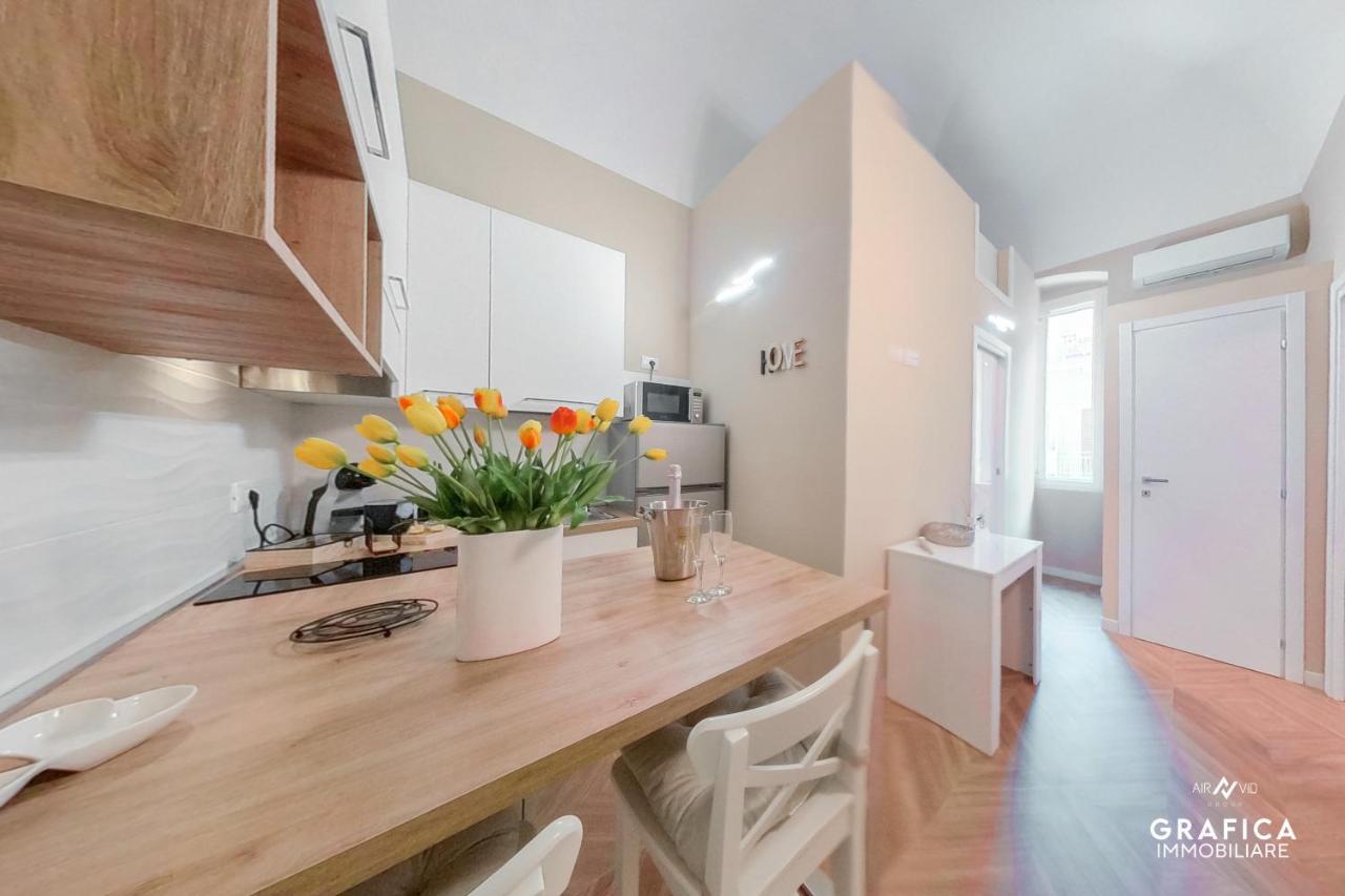 Ameli Home Luxury Apartment Taranto Luaran gambar