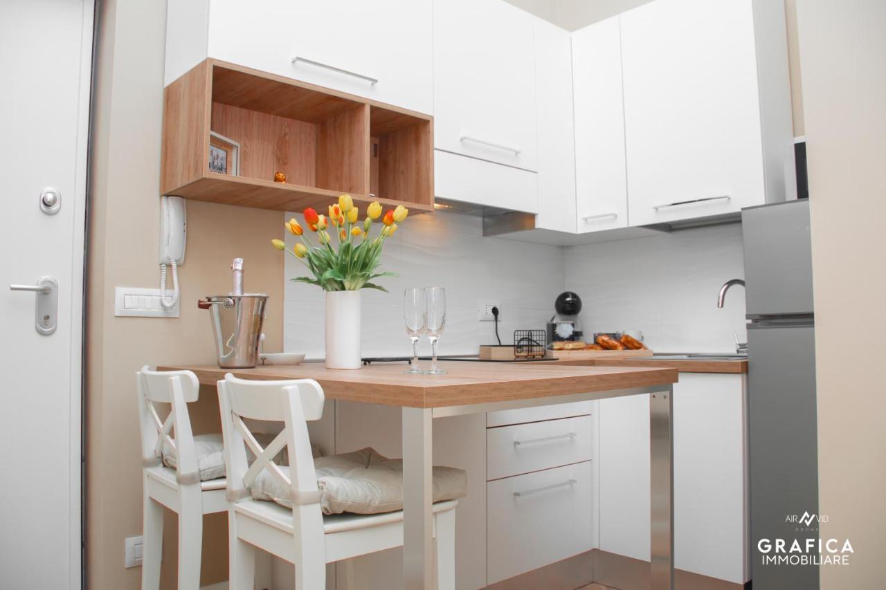 Ameli Home Luxury Apartment Taranto Luaran gambar